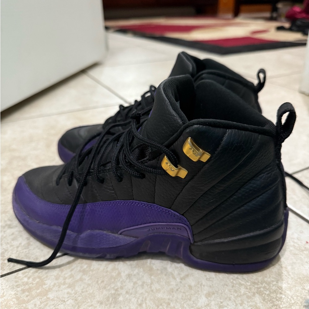 Air Jordan 12 Retro Sneakers. Black and Purple. Big boy 7Y